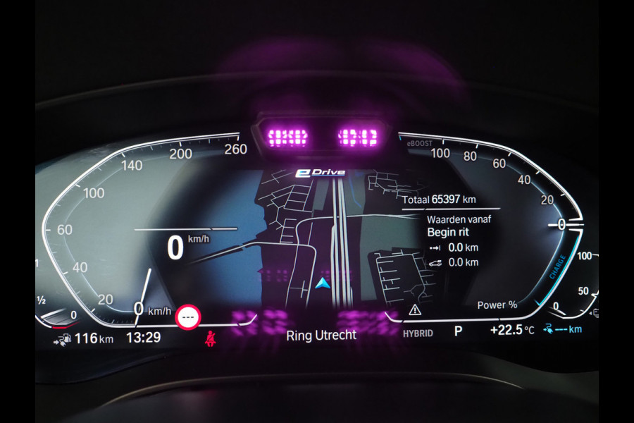 BMW 5 Serie Touring 530e | LED Grille | Leder | Harman/Kardon | Keyless | Adaptive Cruise | Sfeerlicht