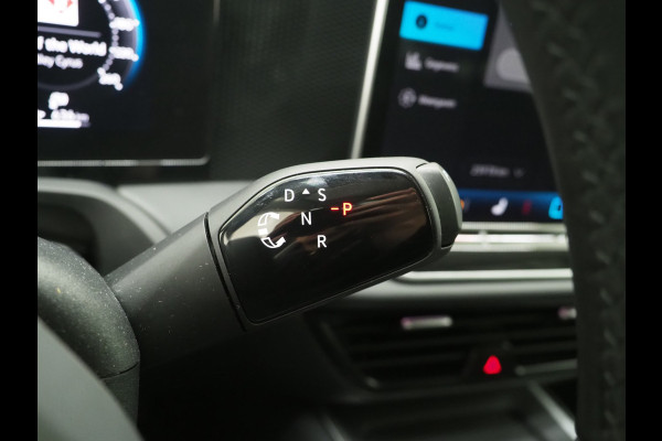 Volkswagen Passat Variant 1.5 eHybrid 204PK | Leder/Alcantara | Massage | Trekhaak | HUD | Camera | Adaptive Cruise | Sfeerlicht | Carplay