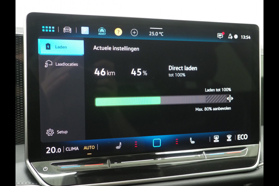 Volkswagen Passat Variant 1.5 eHybrid 204PK | Leder/Alcantara | Massage | Trekhaak | HUD | Camera | Adaptive Cruise | Sfeerlicht | Carplay