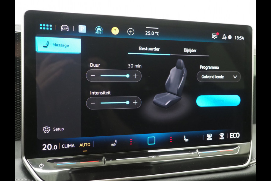 Volkswagen Passat Variant 1.5 eHybrid 204PK | Leder/Alcantara | Massage | Trekhaak | HUD | Camera | Adaptive Cruise | Sfeerlicht | Carplay