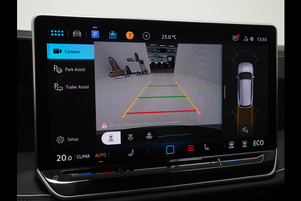 Volkswagen Passat Variant 1.5 eHybrid 204PK | Leder/Alcantara | Massage | Trekhaak | HUD | Camera | Adaptive Cruise | Sfeerlicht | Carplay