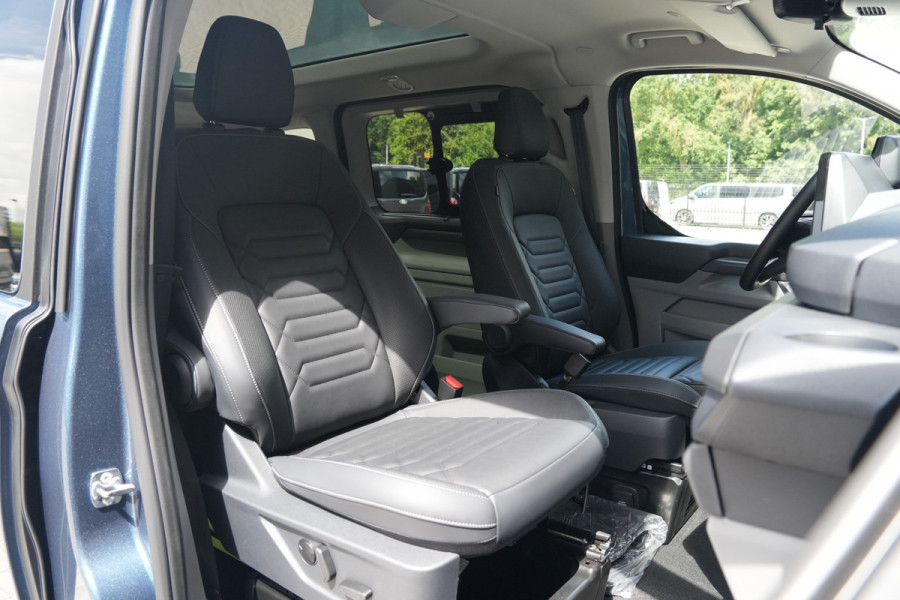 Ford Tourneo Custom 340 2.5 PHEV L2H1 Titanium X 232pk | ACC | Pano | B&O | Elek. schuifdeuren | 360 camera | Elek-Trekhaak | Prijs excl. BTW