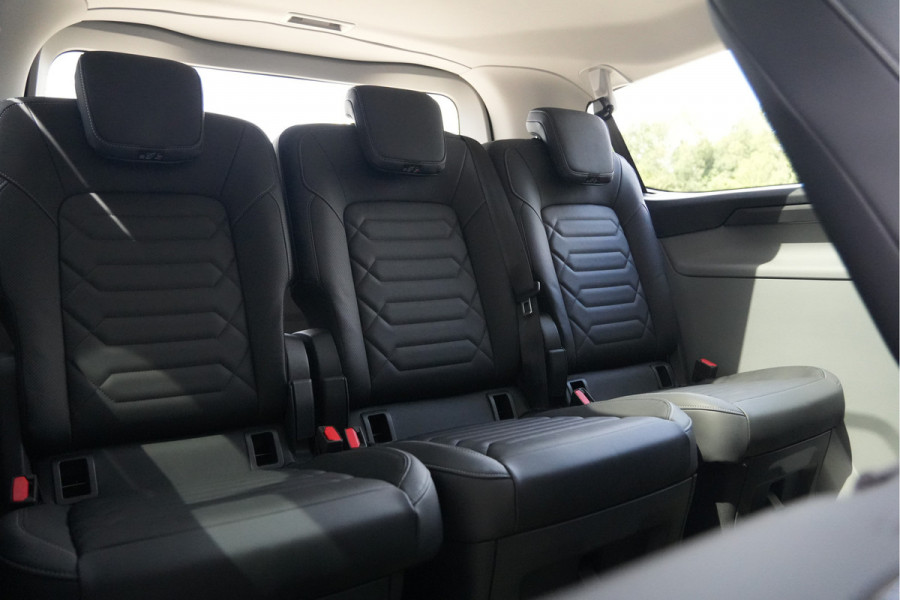 Ford Tourneo Custom 340 2.5 PHEV L2H1 Titanium X 232pk | ACC | Pano | B&O | Elek. schuifdeuren | 360 camera | Elek-Trekhaak | Prijs excl. BTW