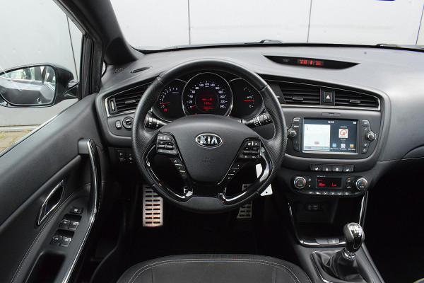 Kia cee'd Sportswagon 1.0 T-GDi GT-Line Summer Edition | Apple CarPlay | Pano | Stuur- en Stoelverwarming