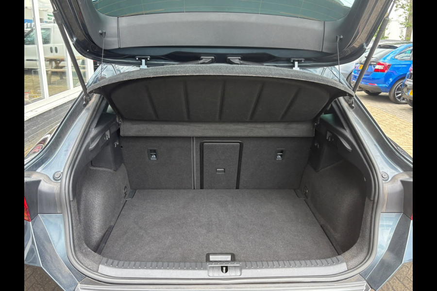 CUPRA Formentor 1.5 TSI Business Edition | Pano | Trekhaak | Apple Carplay | Sfeerverlichting | Stoel & Stuurverwarming