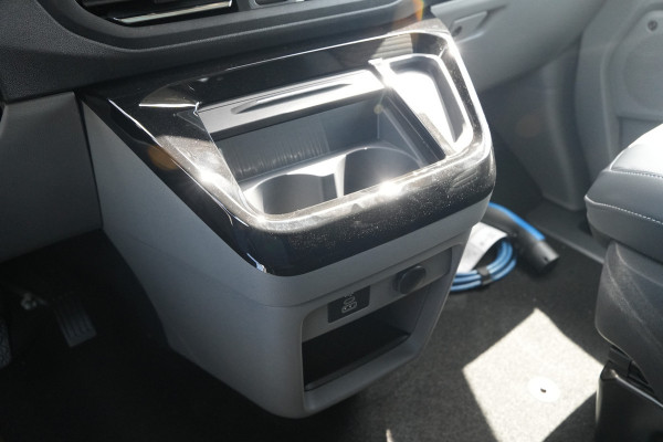 Ford Tourneo Custom 340 2.5 PHEV L2H1 Titanium X 232pk | ACC | Pano | B&O | Elek. schuifdeuren | 360 camera | Elek-Trekhaak | Prijs excl. BTW