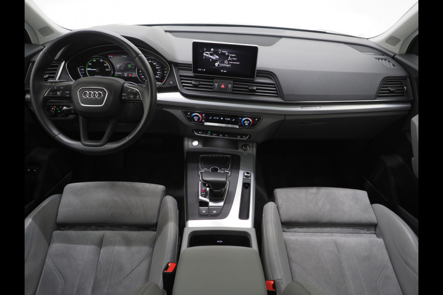 Audi Q5 50 TFSI e quattro S-Line | Panoramadak | Leder/Alcantara | Trekhaak | B&O Audio | Keyless | 360 | HUD
