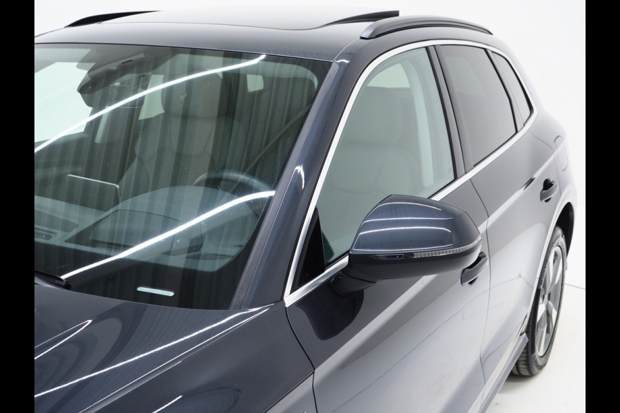 Audi Q5 50 TFSI e quattro S-Line | Panoramadak | Leder/Alcantara | Trekhaak | B&O Audio | Keyless | 360 | HUD