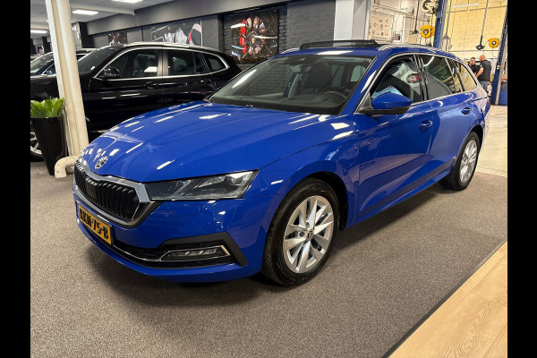 Škoda Octavia Combi 1.4 TSI iV PHEV style Business / panoramadak / stoel + stuur verwarming /