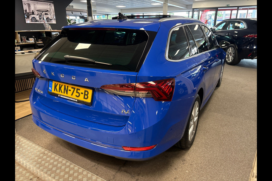 Škoda Octavia Combi 1.4 TSI iV PHEV style Business / panoramadak / stoel + stuur verwarming /