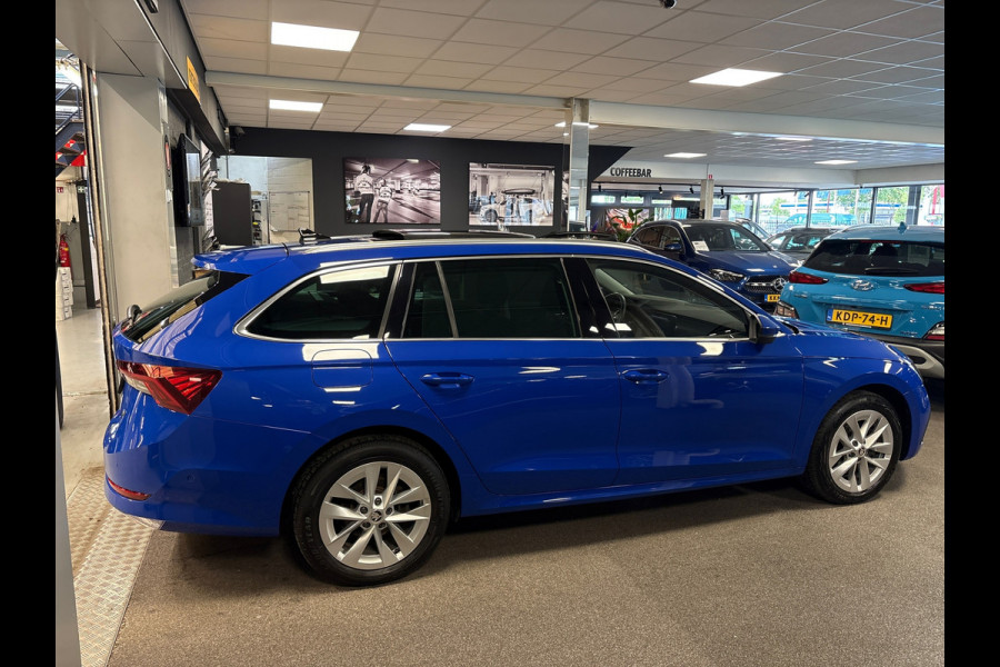 Škoda Octavia Combi 1.4 TSI iV PHEV style Business / panoramadak / stoel + stuur verwarming /