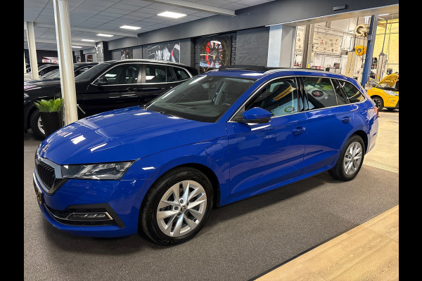 Škoda Octavia Combi 1.4 TSI iV PHEV style Business / panoramadak / stoel + stuur verwarming /