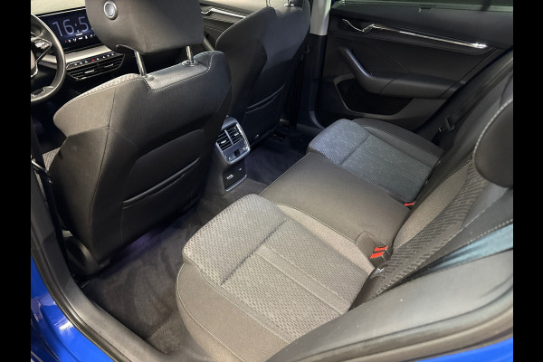 Škoda Octavia Combi 1.4 TSI iV PHEV style Business / panoramadak / stoel + stuur verwarming /