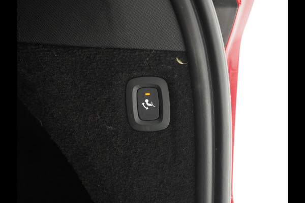 Volvo XC90 2.0 T8 Recharge AWD Ultimate 7P Long Range | Panoramadak | Trekhaak | Pilot Assist | Harman/kardon | Massage | HUD | Keyless