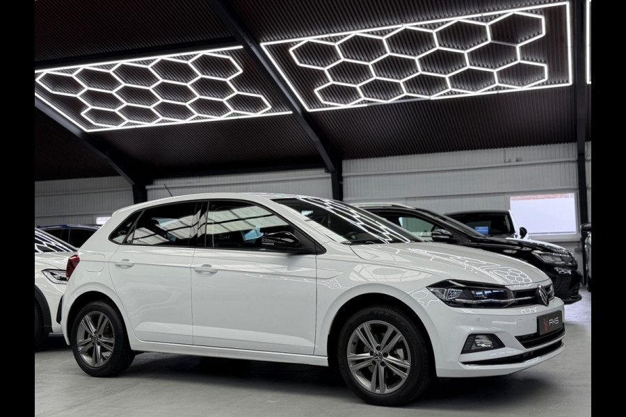 Volkswagen Polo 1.0 TSI Highline CarPlay LED
