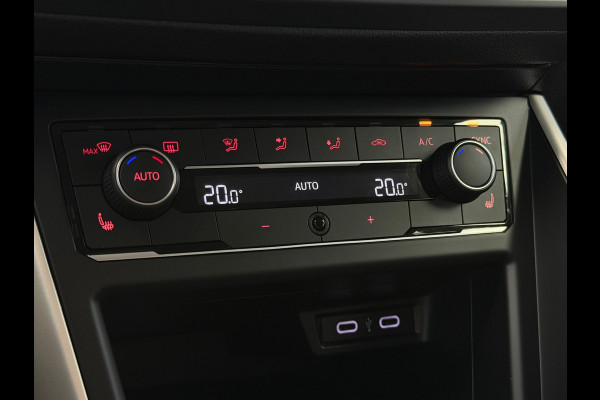 Volkswagen Polo 1.0 TSI Highline CarPlay LED