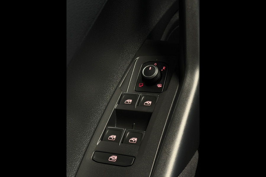 Volkswagen Polo 1.0 TSI Highline CarPlay LED