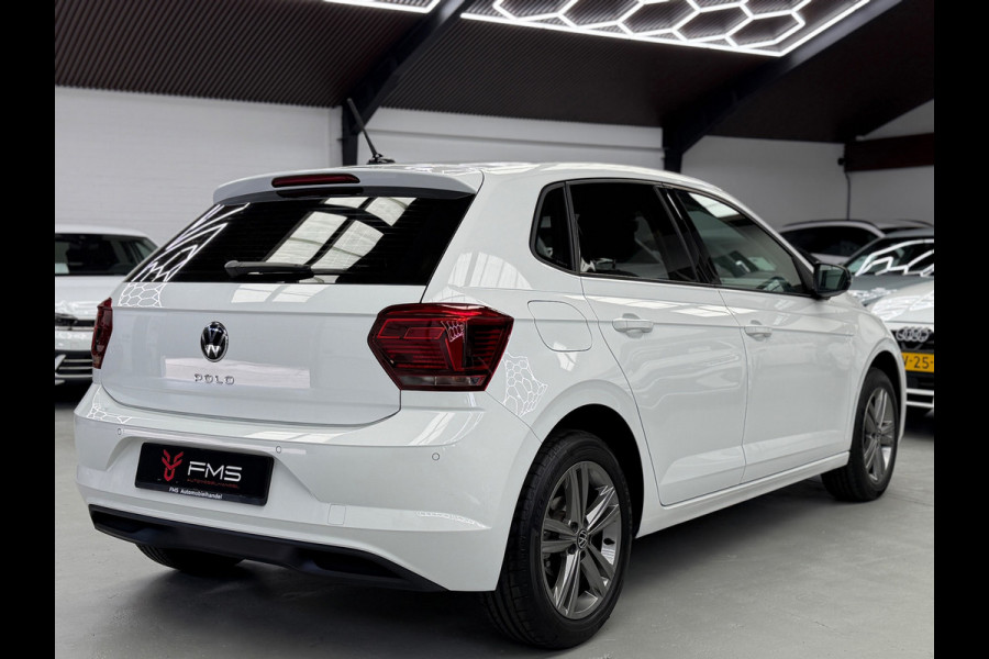 Volkswagen Polo 1.0 TSI Highline CarPlay LED