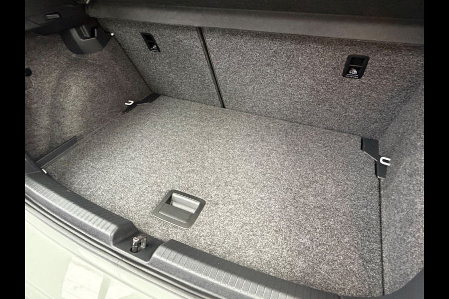 Volkswagen Polo 1.0 TSI Highline CarPlay LED