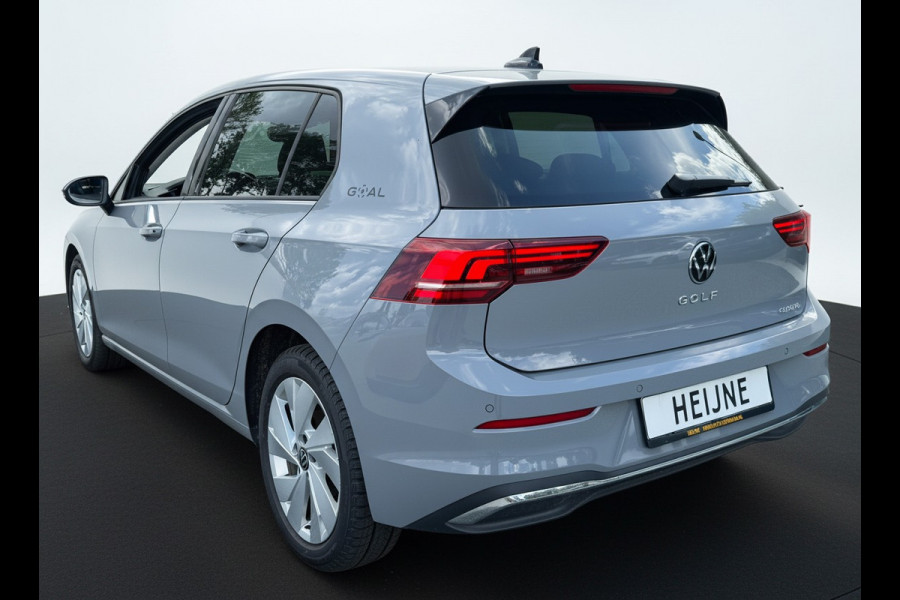 Volkswagen Golf 1.5 eHybrid 204PK PLUG IN. LIFE CAMERA/NAVI/HEAD-UP/CARPLAY