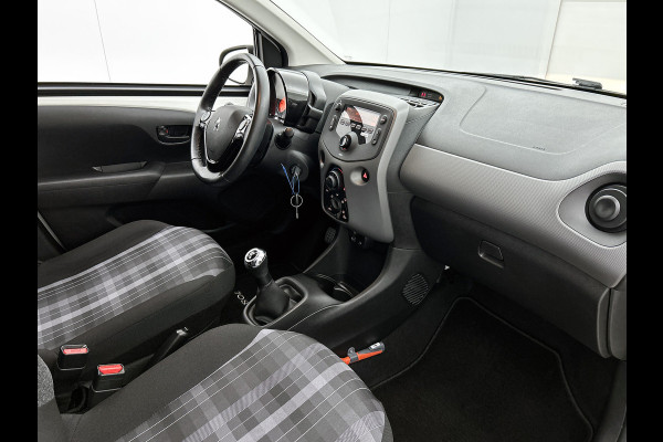 Peugeot 108 1.0 e-VTi Active | LM VELGEN | DEALER ONDERHOUDEN | ELEKTR. SPIEGELS + RAMEN | AIRCO | BLUETOOTH