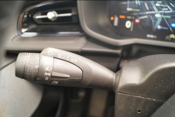 Polestar 2 Long Range Dual Motor 78kWh Launch Edition -TREKHAAK-PANO-