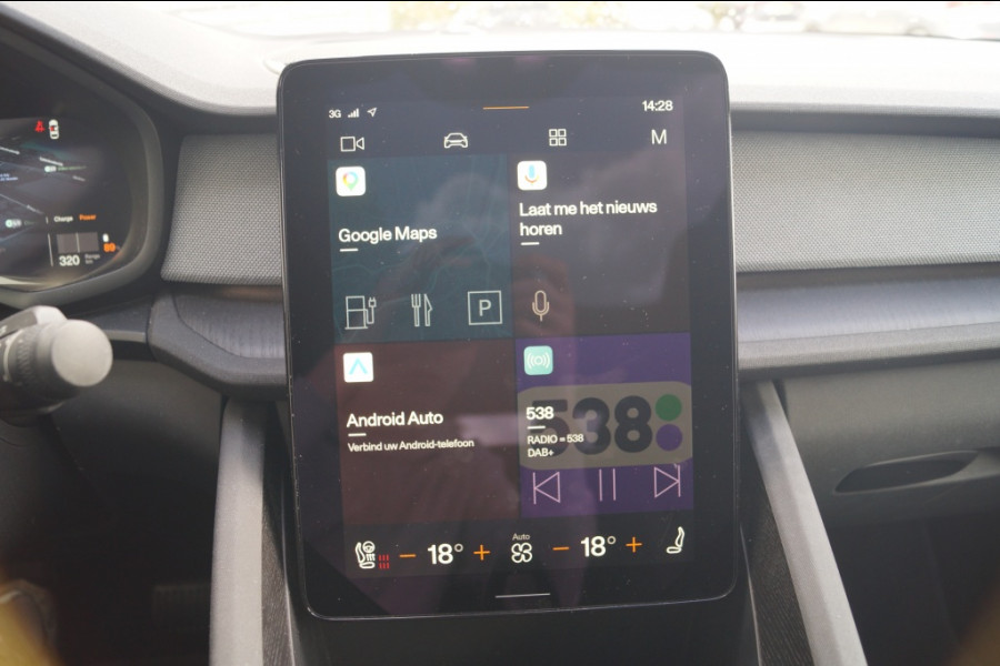Polestar 2 Long Range Dual Motor 78kWh Launch Edition -TREKHAAK-PANO-