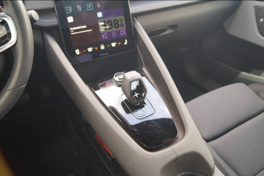 Polestar 2 Long Range Dual Motor 78kWh Launch Edition -TREKHAAK-PANO-