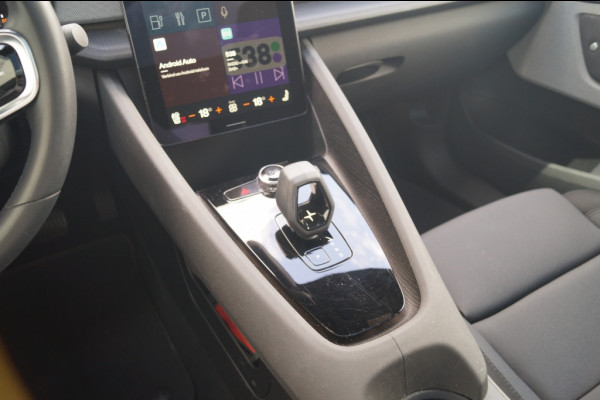 Polestar 2 Long Range Dual Motor 78kWh Launch Edition -TREKHAAK-PANO-