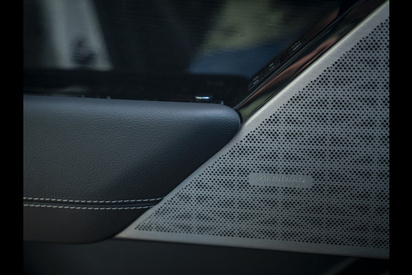 Land Rover Range Rover Velar 2.0 P300 Turbo AWD R-Dynamic HSE | Panoramadak | Head-up | Meridian