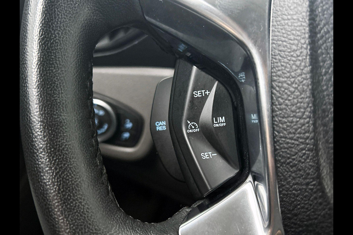 Ford Transit Connect 1.5 EcoBlue L2 Trend Automaat Navigatie Airco Parkeersensoren Cruise Control 3Zits Camera DAB+
