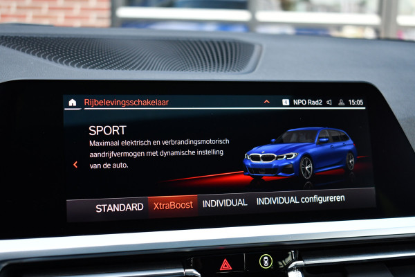 BMW 3 Serie Touring 330e xDrive M-Sport Pano Trekh El-zetels HUD Laser 19inch Adp-onderstel
