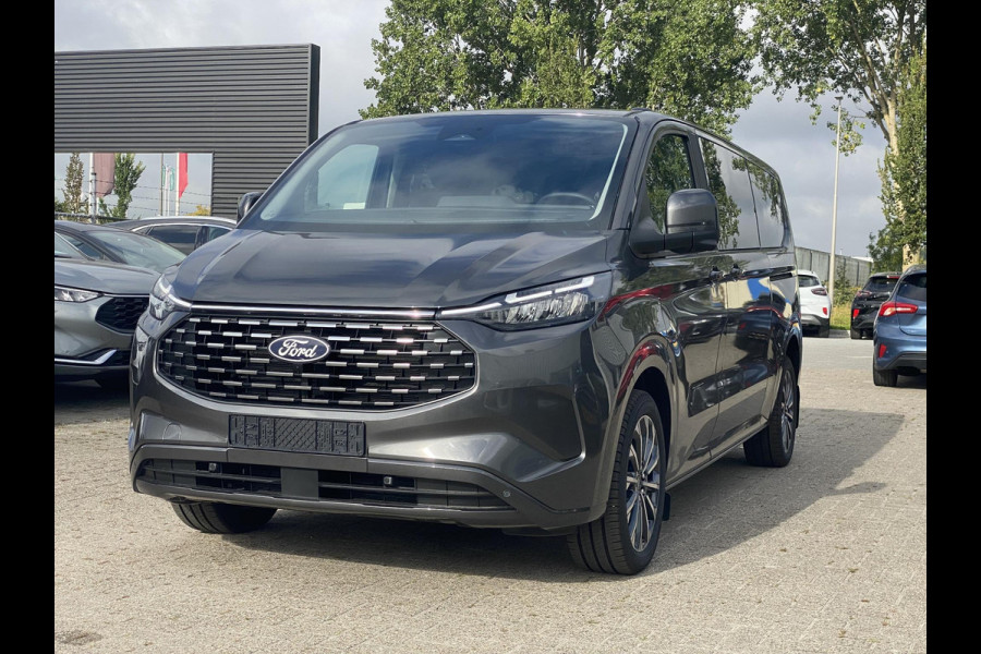 Ford Tourneo Custom 340 2.5 PHEV L2H1 Titanium X 233pk ZUID | 16-weg elek. AGR-stoel | Handsfree elek. dubbele zijschuifdeuren | Panoramadak | 15 B&O speaker | Inklapbare trekhaak | Verwarmbaar stuurwiel | Verwarmbare en elek. verstelbare stoelen tweede zitrij | Draadloos opladen | Prijs ex. BTW incl. BPM |  Prijs Incl. BTW en BPM 70.400