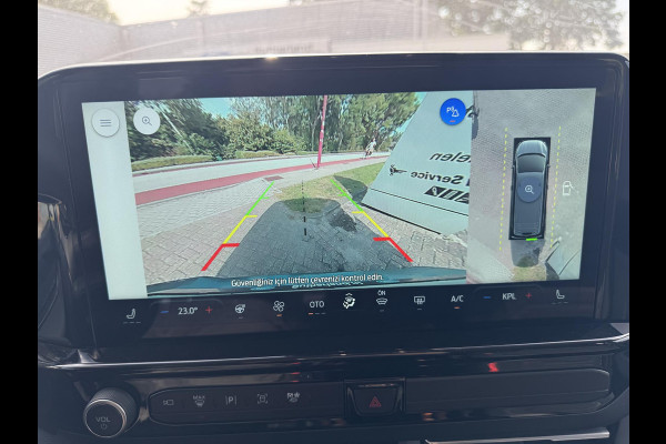 Ford Tourneo Custom 340 2.5 PHEV L2H1 Titanium X 233pk ZUID | 16-weg elek. AGR-stoel | Handsfree elek. dubbele zijschuifdeuren | Panoramadak | 15 B&O speaker | Inklapbare trekhaak | Verwarmbaar stuurwiel | Verwarmbare en elek. verstelbare stoelen tweede zitrij | Draadloos opladen | Prijs ex. BTW incl. BPM |  Prijs Incl. BTW en BPM 70.400