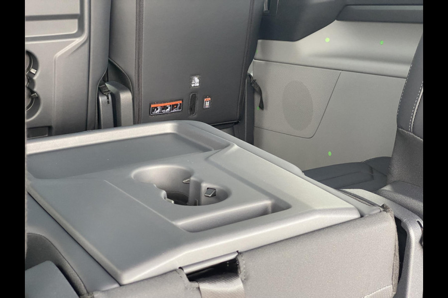 Ford Tourneo Custom 340 2.5 PHEV L2H1 Titanium X 233pk ZUID | 16-weg elek. AGR-stoel | Handsfree elek. dubbele zijschuifdeuren | Panoramadak | 15 B&O speaker | Inklapbare trekhaak | Verwarmbaar stuurwiel | Verwarmbare en elek. verstelbare stoelen tweede zitrij | Draadloos opladen | Prijs ex. BTW incl. BPM |  Prijs Incl. BTW en BPM 70.400