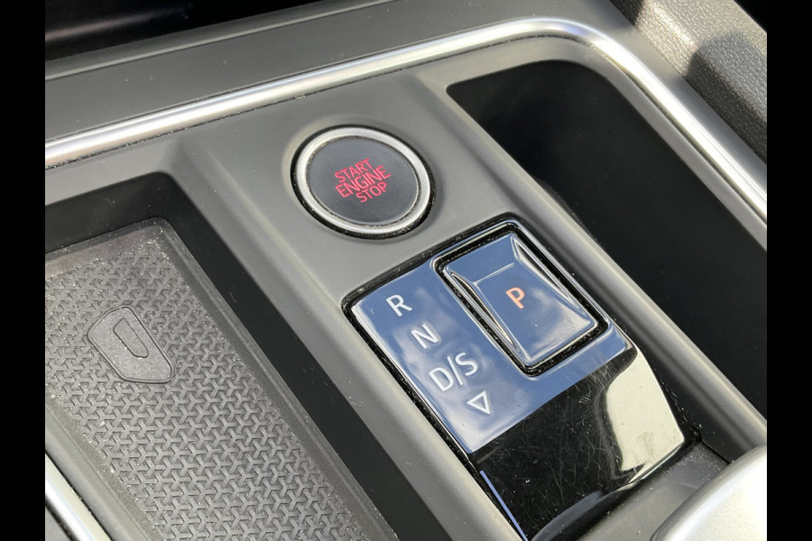 Seat Leon Sportstourer 1.4 TSI 259pk eHybrid PHEV FR Pano.dak Stoelverw. Plug-in