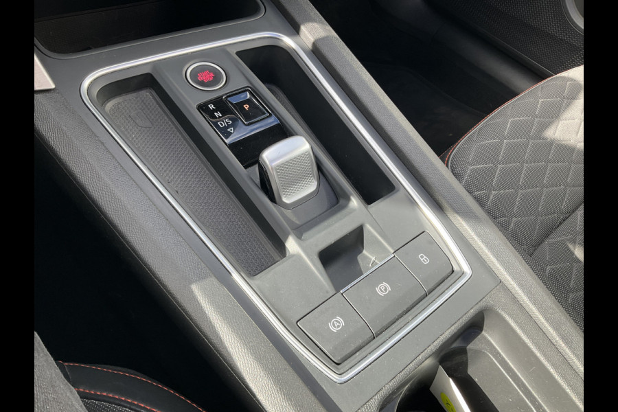 Seat Leon Sportstourer 1.4 TSI 259pk eHybrid PHEV FR Pano.dak Stoelverw. Plug-in