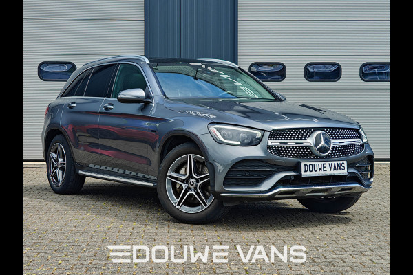 Mercedes-Benz GLC 300e 4MATIC Panorama Luchtvering Trekhaak