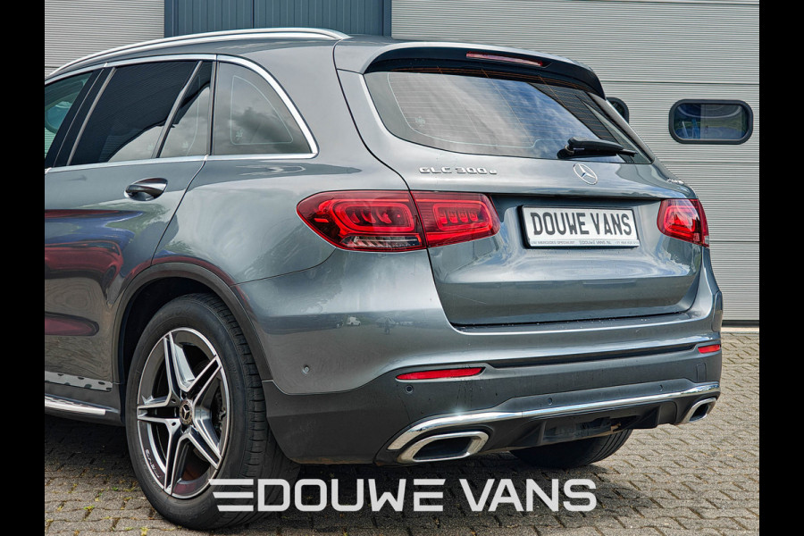Mercedes-Benz GLC 300e 4MATIC Panorama Luchtvering Trekhaak