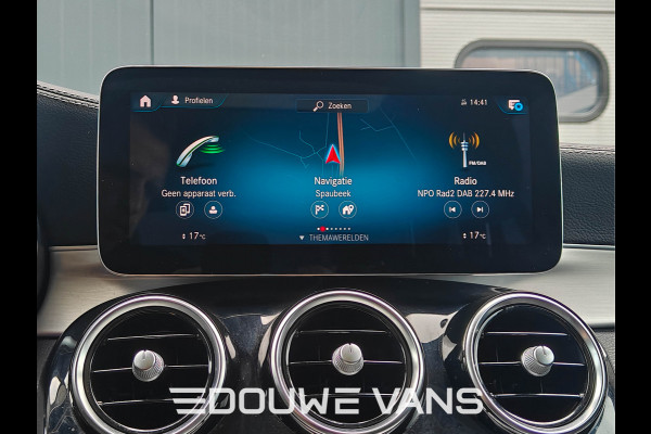 Mercedes-Benz GLC 300e 4MATIC Panorama Luchtvering Trekhaak