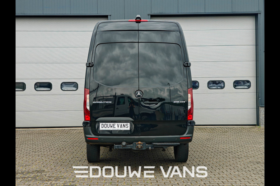 Mercedes-Benz Sprinter L2H2 319 Automaat Zwart Trekhaak LED 360 Camera