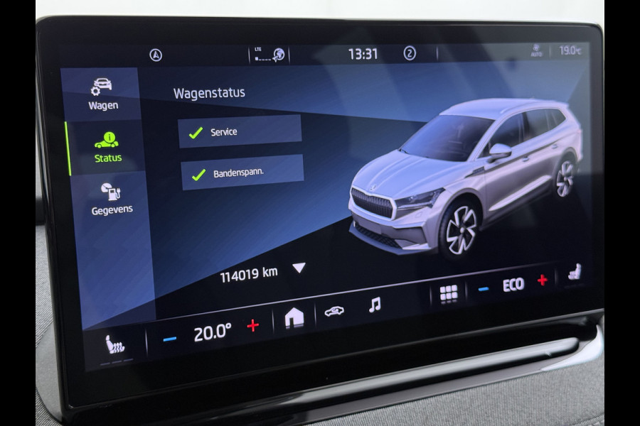 Škoda ENYAQ iV 80 Trekhaak SOH 95% Warmtepomp Adap.Cruise 3-Zone Ecc 360°Camera Stuur+Stoelverwarming Navi Ecc Pdc Draadloze telefoonlader Keyless Privacy Glas Lmv Led Apple Carplay Android Auto DAB P-Assist Dodehoek detectie File Asist 1.000KG Trekgewicht Origineel Nederlandse Auto