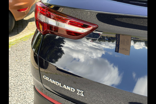 Opel Grandland X 1.2 Turbo Innovation 1e Eigenaar,360°Camera,Carplay,Navi,Leder,Stoelverw-Koeling,Stuurverw,Pdc V+A,Dodehoek,Rijstrooksensor,Elekt.Stoelen,Keyless,Dealer Onderhouden,6 Bak,D-riem vv in 2022,Apk tot 10-2026