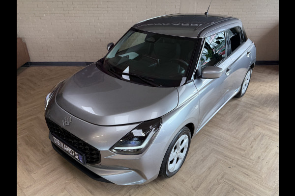 Suzuki Swift 1.2 Style Smart Hybrid Navi | Camera | 16" | Stoelverwarming | ACC | Dodehoek |