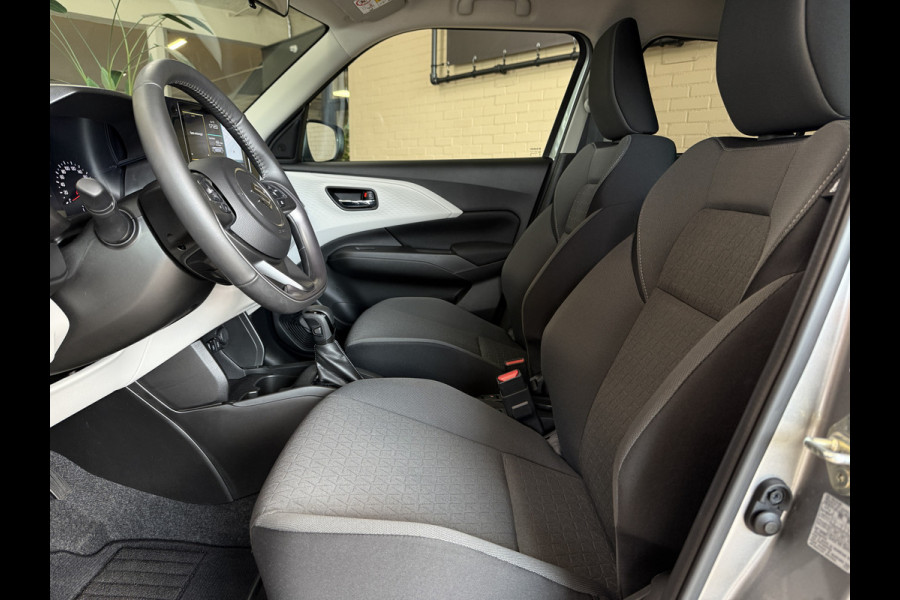 Suzuki Swift 1.2 Style Smart Hybrid Navi | Camera | 16" | Stoelverwarming | ACC | Dodehoek |