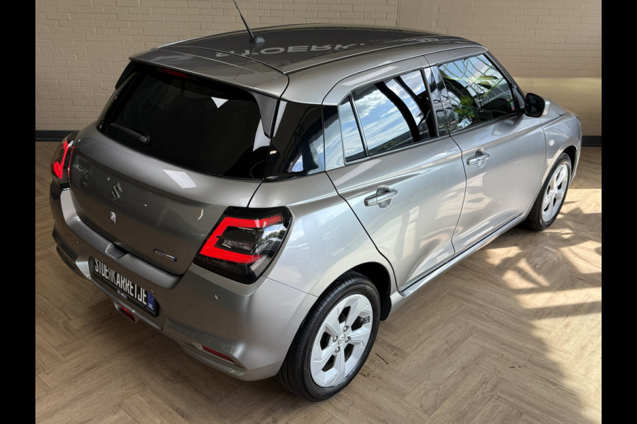Suzuki Swift 1.2 Style Smart Hybrid Navi | Camera | 16" | Stoelverwarming | ACC | Dodehoek |