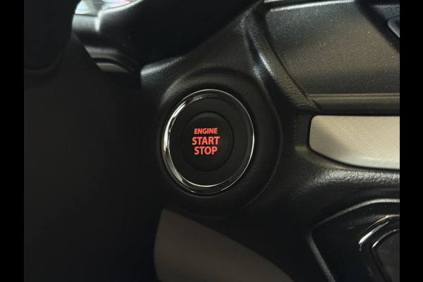 Suzuki Swift 1.2 Style Smart Hybrid Navi | Camera | 16" | Stoelverwarming | ACC | Dodehoek |