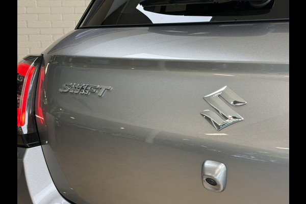 Suzuki Swift 1.2 Style Smart Hybrid Navi | Camera | 16" | Stoelverwarming | ACC | Dodehoek |