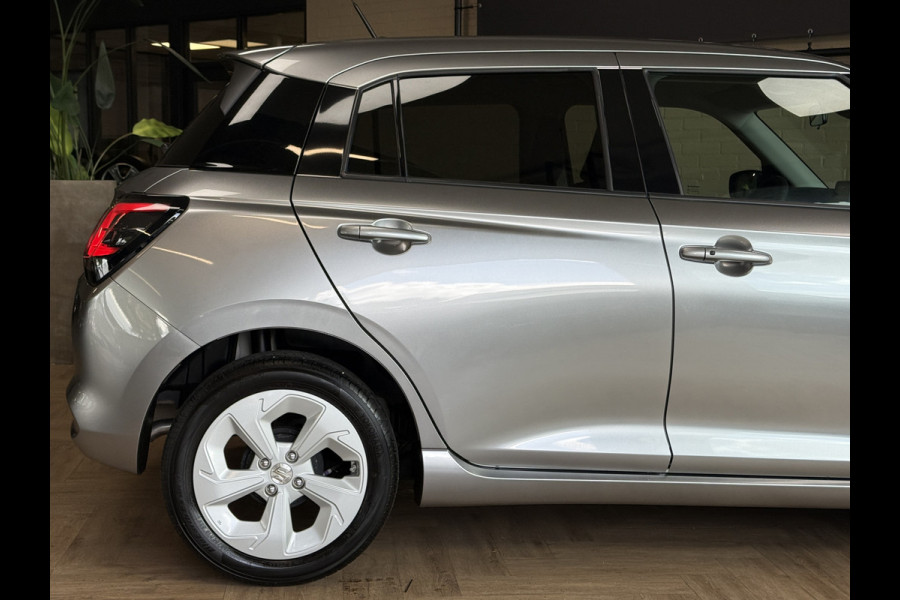 Suzuki Swift 1.2 Style Smart Hybrid Navi | Camera | 16" | Stoelverwarming | ACC | Dodehoek |