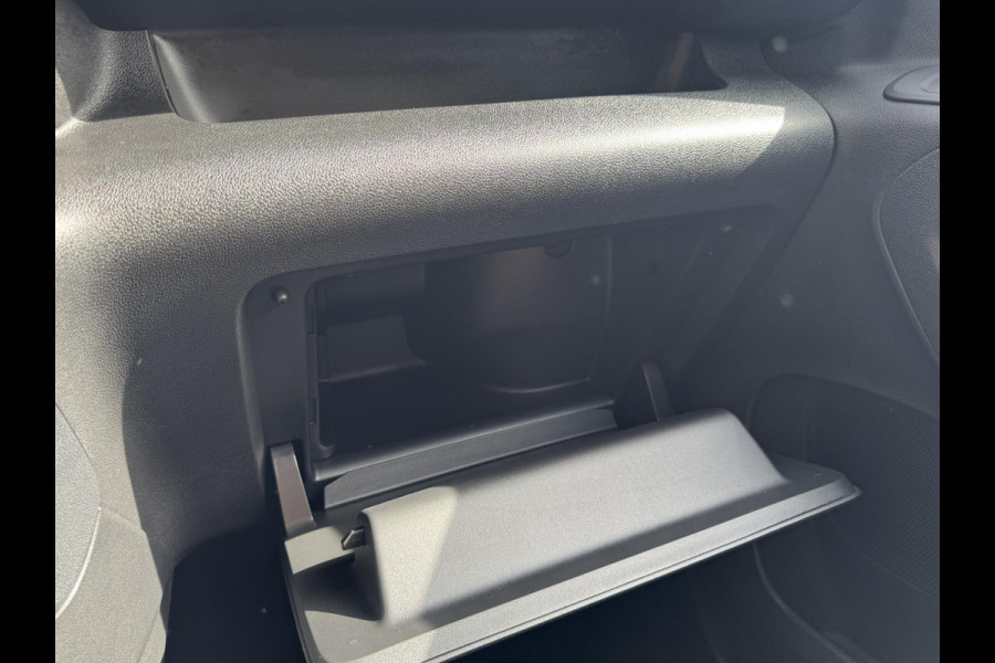 Opel Combo 1.5 BlueHDi 100 S&S L1 | Apple Carplay | Laadvloer | Trekhaakvoorbereiding | Prijs is rijklaar